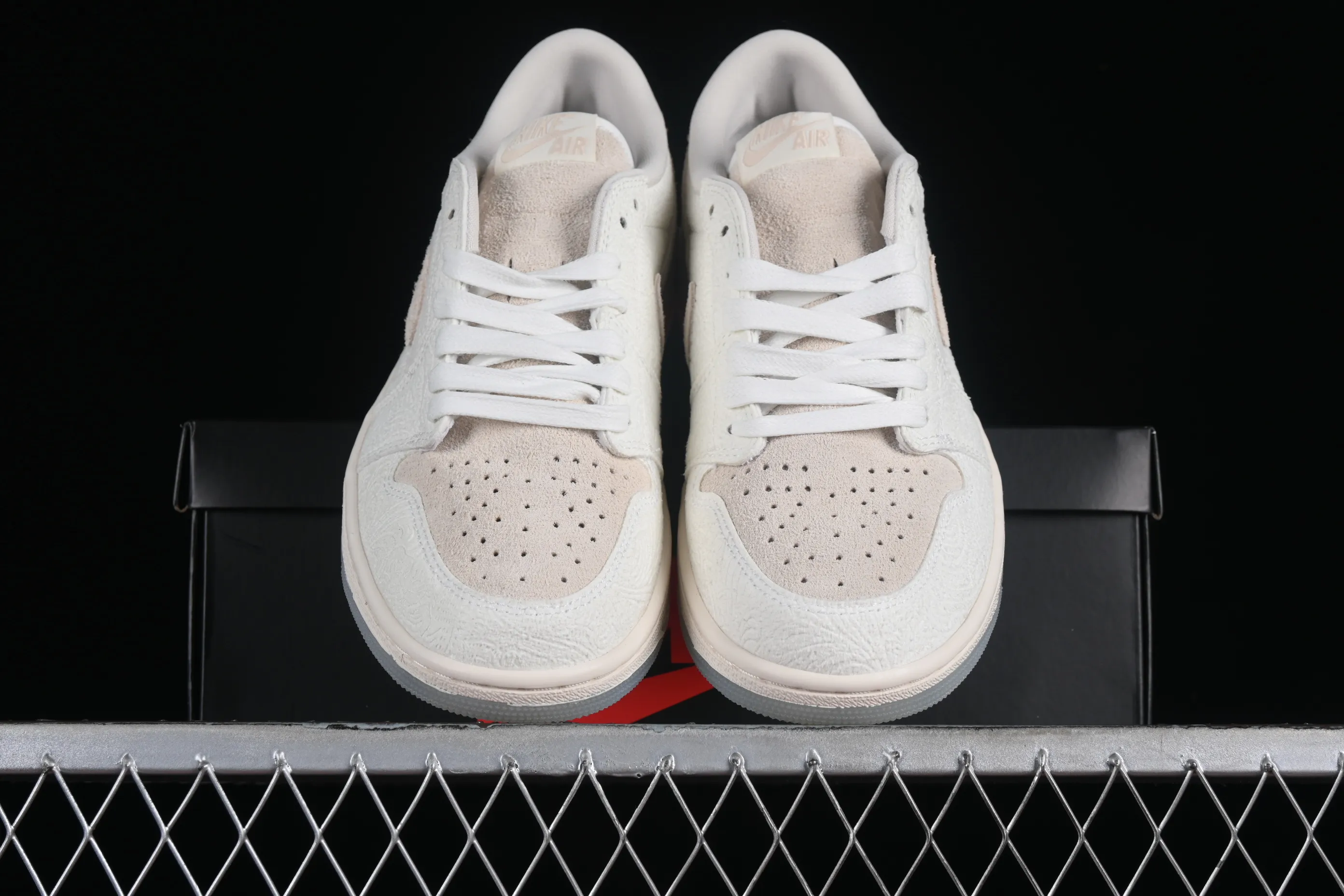 All categories Air Jordan Jordan series basketball shoes Air Jordan 1 Low pure original CP3 x Air Jordan 1 AJ1 Joe 1 embossed white low-top cultural casual sneakers FZ0455-200